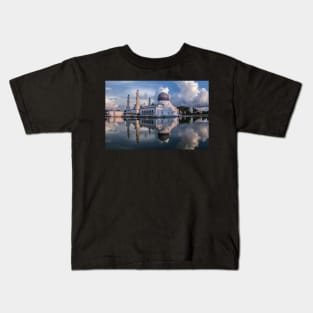 Kota Kinabalu mosque Kids T-Shirt